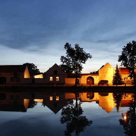 Ubytovani U Dvoraku Veselí nad Lužnicí Buitenkant foto